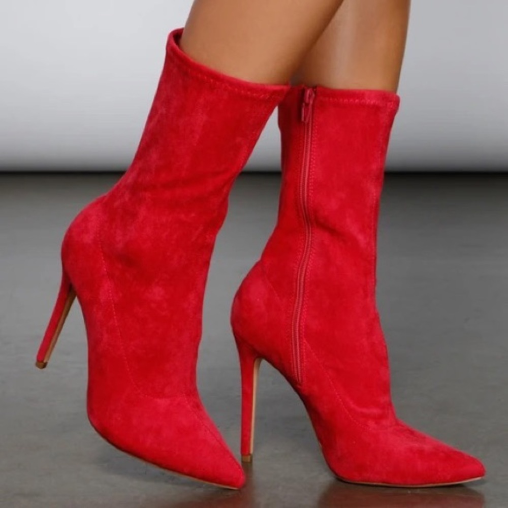 LUXE FEELS FAUX SUEDE STILETTO BOOTIES